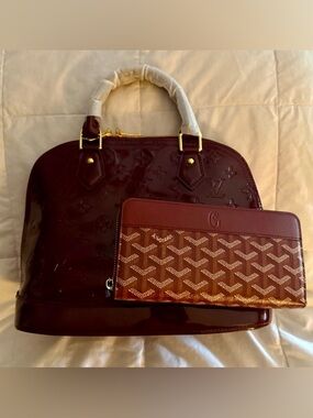 NWOT Patent embossed mono Satchel in Deep Burgundy with Wallet
